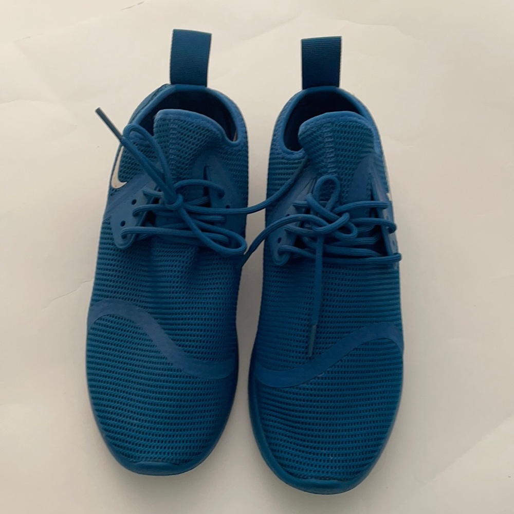 Men’s Nike sneaker